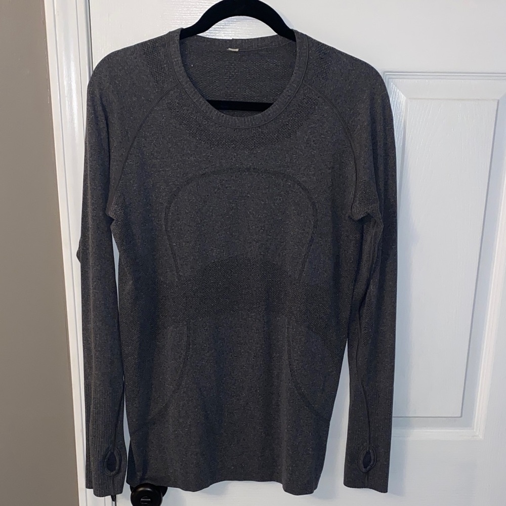 Lululemon athletica Swiftly Tech Gray Long Sleeve Top Waist Length sz 12